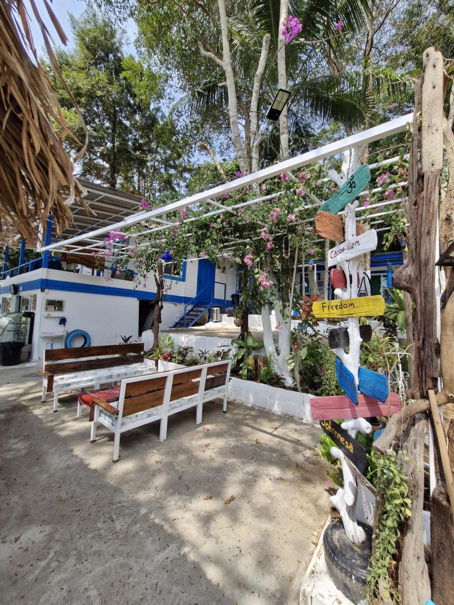 Дом отдыха Secret Garden Family House